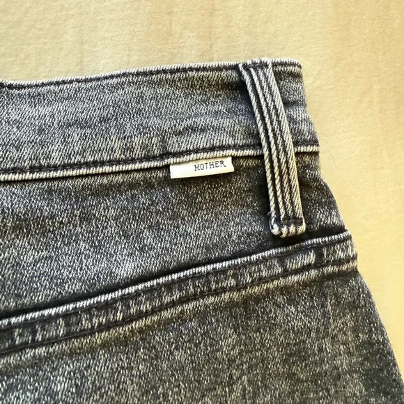 MOTHER Wrapper Patch Spingy Ankle Jogger Jeans (color: Train Stops) - Picture 5 of 7